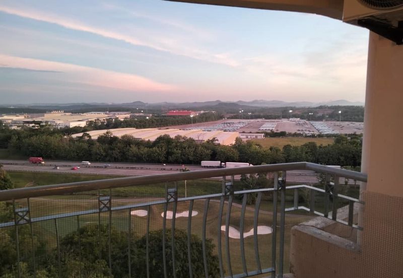 A'Famosa Villa Beverly Hills