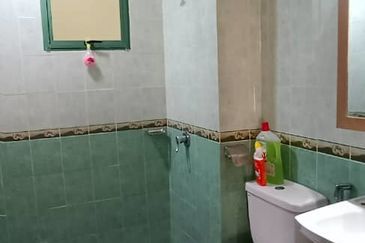 Bukit Katil 2 Bedroom Apartment For Rent 