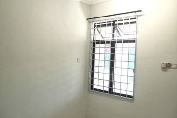 Melaka City 2 Storey Terrace House For Sale 