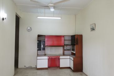 Kg Lapan Single Storey House For Sale 