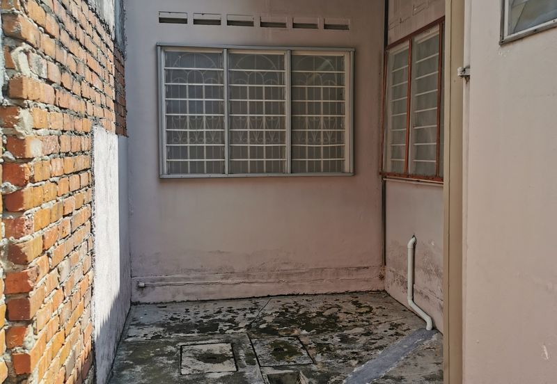 Kg Lapan Single Storey House For Sale 