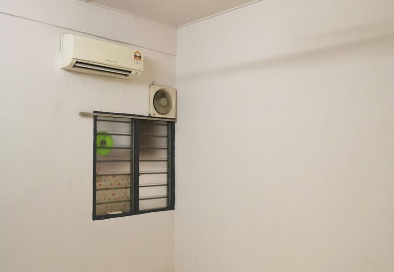 Paya Rumput Jaya, Cheng Area Single Storey House For Rent 