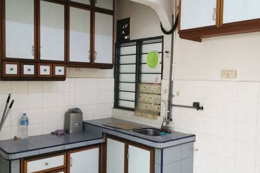 Paya Rumput Jaya, Cheng Area Single Storey House For Rent 