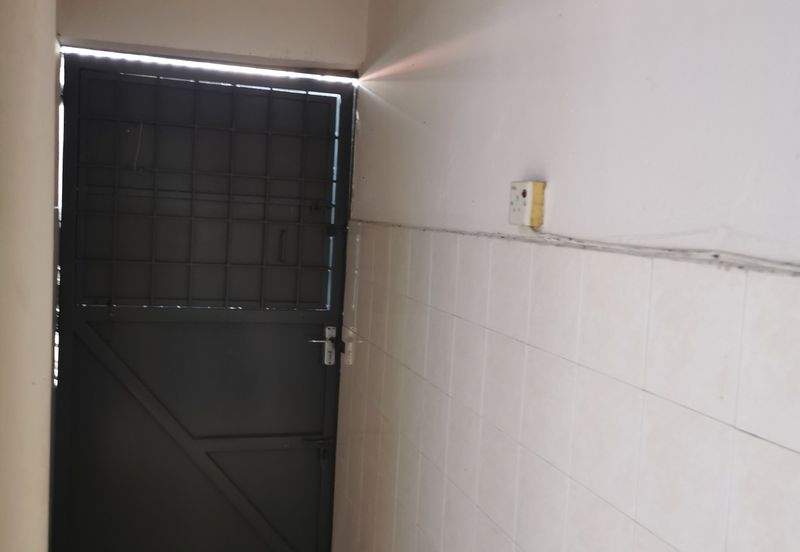 Paya Rumput Jaya, Cheng Area Single Storey House For Rent 