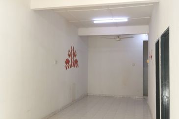 Paya Rumput Jaya, Cheng Area Single Storey House For Rent 