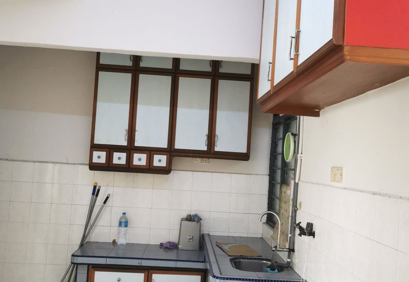 Paya Rumput Jaya, Cheng Area Single Storey House For Rent 