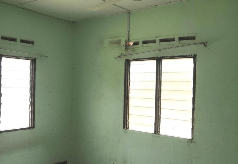 Alor Gajah @ Corner Single Storey Terrace House For Sale 