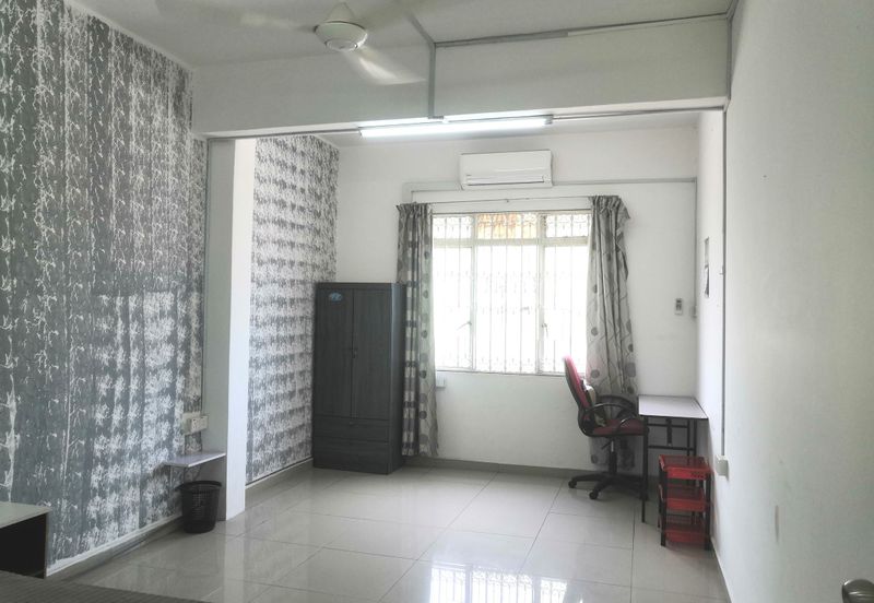 Kg Lapan Bachang 3 Bedroom Walk-up Apartment For Rent 