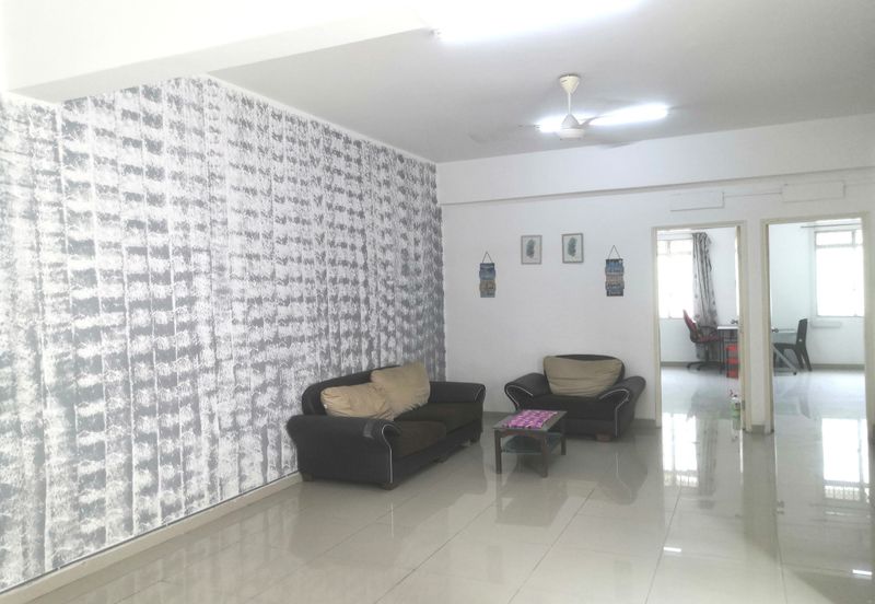 Kg Lapan Bachang 3 Bedroom Walk-up Apartment For Rent 