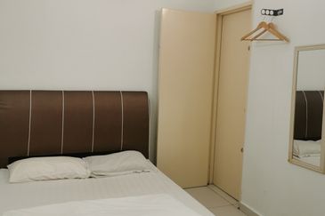Kg Lapan Bachang Room To Let