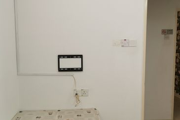 Kg Lapan Bachang Room To Let