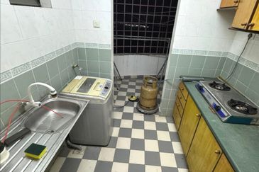 A'Famosa Villa Beverly Hills