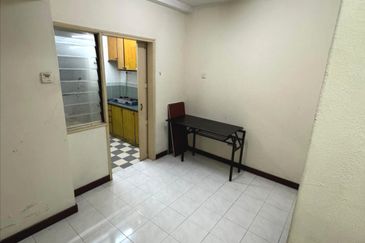 A'Famosa Villa Beverly Hills