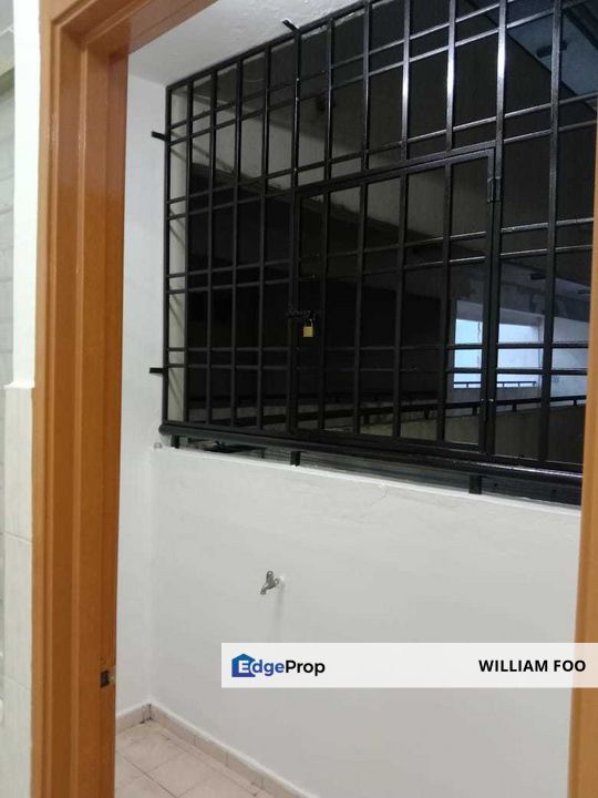 Idaman Senibong 3 Bed Partial Furnish New For Sale, Johor, Permas Jaya/Senibong