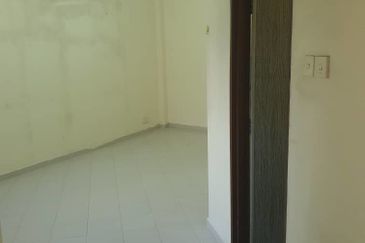 Seri Mutiara Apartment, Bandar Baru Seri Alam