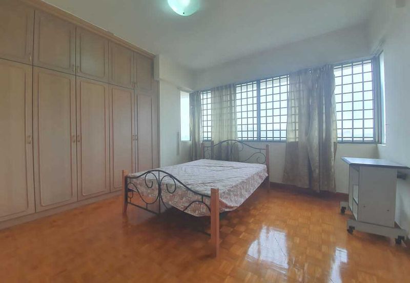 Country Tower Condominium