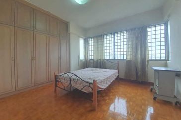 Country Tower Condominium