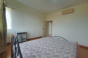 Country Tower Condominium