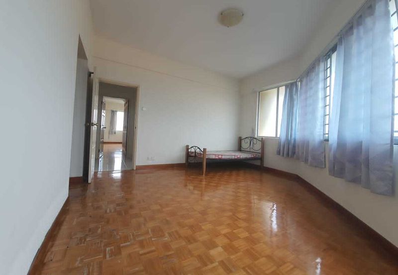 Country Tower Condominium