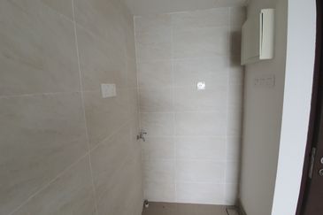 KSL Avery Park @ Taman Rinting New Studio For Sale