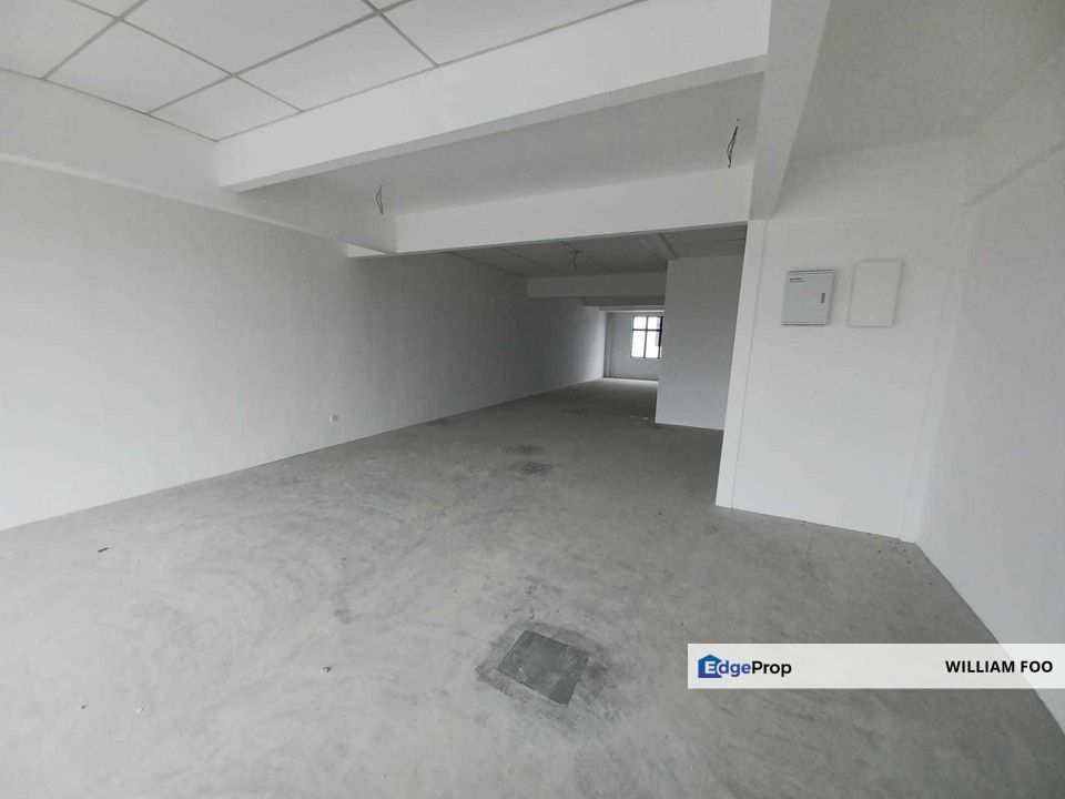 Sime Darby Pasir Gudang 3 Storey Shop Partial Rent, Johor, Pasir Gudang