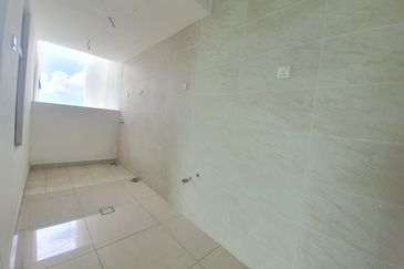 KSL Avery Park @ Taman Rinting New 3 Beds For Sale