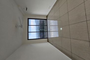 KSL Avery Park @ Taman Rinting New Studio For Sale