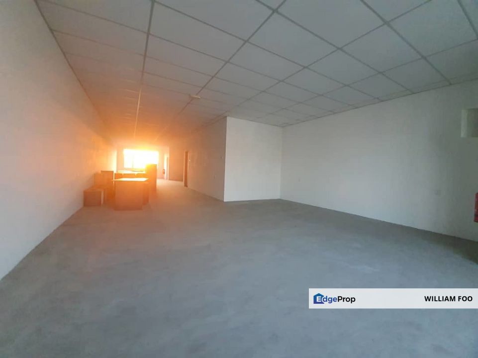 Sime Darby Pasir Gudang 3 Storey Shop Partial Rent, Johor, Pasir Gudang