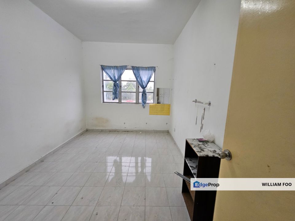 Idaman Senibong Permas 3 Beds 2 Baths Partial Rent, Johor, Permas Jaya/Senibong