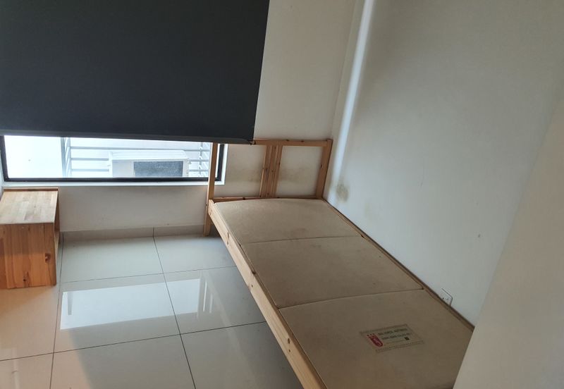 D'Summit Residences @ Kempas Utama