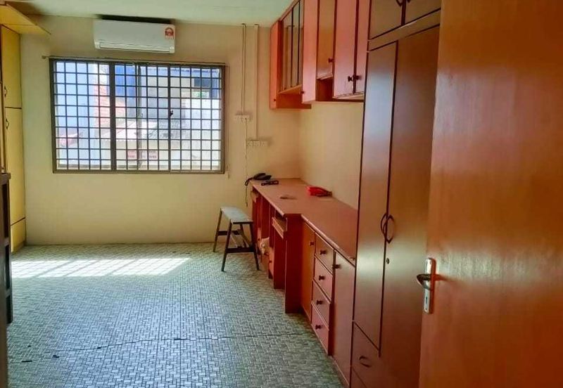 Taman Maju Jaya, Ulu Tiram