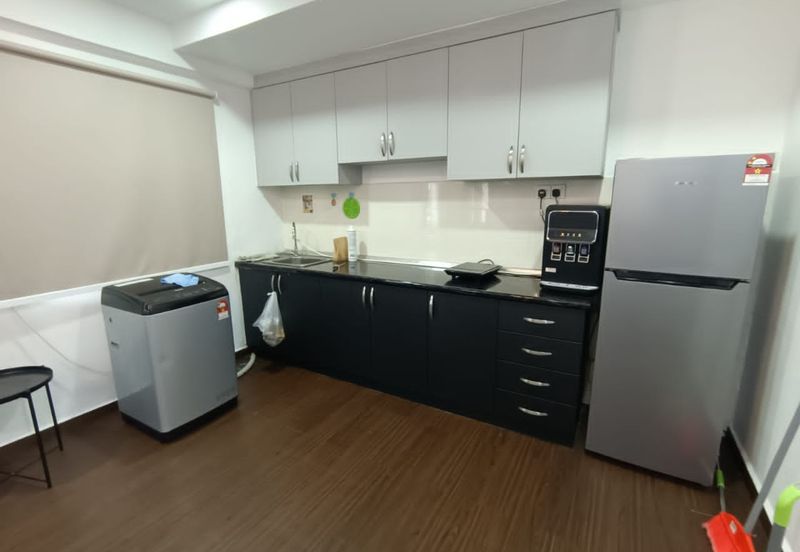 Bangunan Duta Impian (The Embassy Suites)