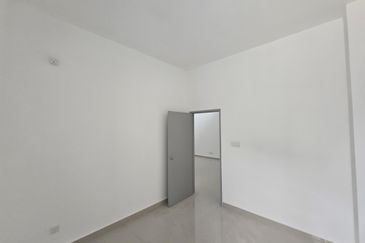 KSL PULAI BESTARI 4 BED 4 BATH BRAND NEW FOR SALE