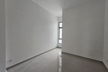 KSL PULAI BESTARI 4 BED 4 BATH BRAND NEW FOR SALE