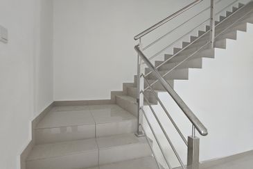 KSL PULAI BESTARI 4 BED 4 BATH BRAND NEW FOR SALE