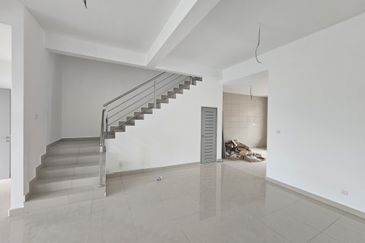 KSL PULAI BESTARI 4 BED 4 BATH BRAND NEW FOR SALE