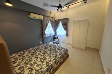 Bangunan Duta Impian (The Embassy Suites)