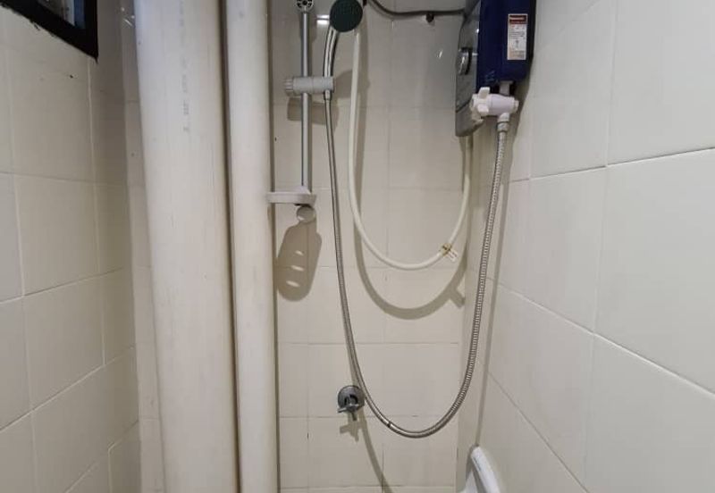 Bangunan Duta Impian (The Embassy Suites)