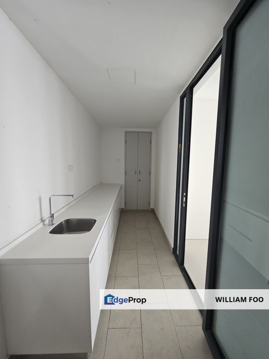 Bora Residence 3 + 1 Beds New Units Below Mkt Sale, Johor, Johor Bahru