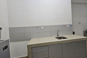 D'Carlton Seaview Residences (Seri Mega)