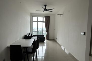 SKS Habitat Apartment, Larkin