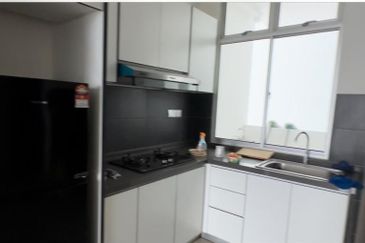 SKS Habitat Apartment, Larkin