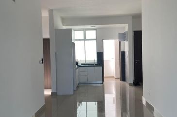 SKS Habitat Apartment, Larkin