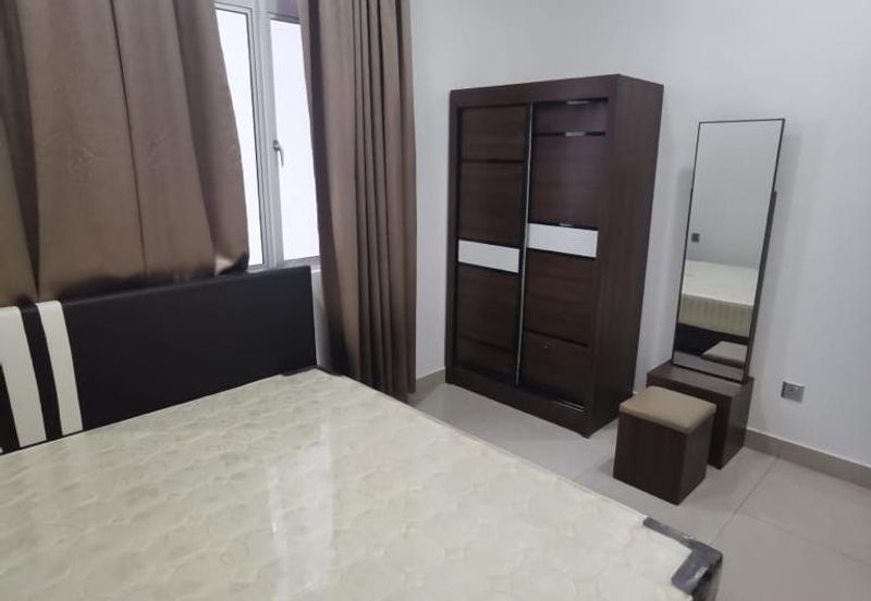 SKS Habitat Apartment, Larkin