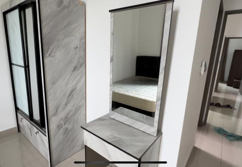 SKS Habitat Apartment, Larkin