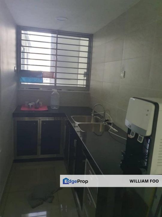 Ksl Avery Park @ Rinting 3 Beds Spacious Full Rent, Johor, Masai