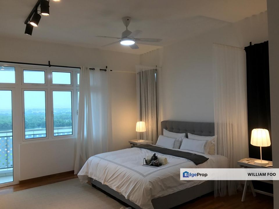 Grand View 360 @ Bayu Puteri, Permas 4 + 1 Beds 3 + 1 Baths Fully Furnished For Rent & For Sale, Johor, Johor Bahru