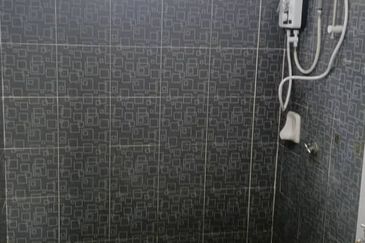 M'Tiara Apartment @ Larkin Idaman