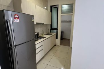 D'Summit Residences @ Kempas Utama