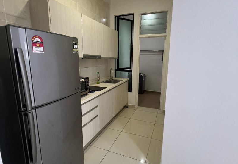 D'Summit Residences @ Kempas Utama